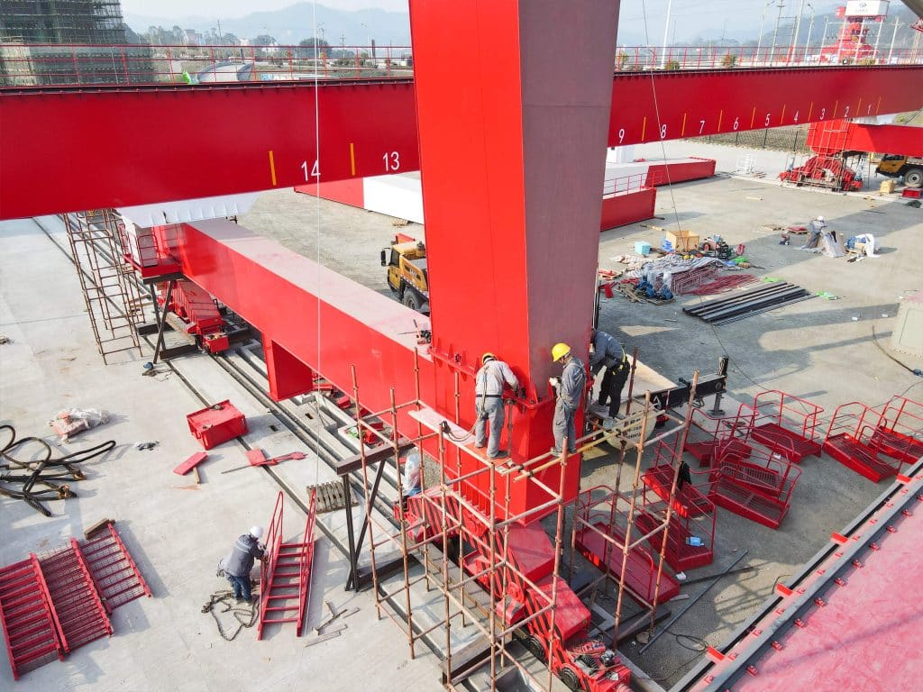 Gantry crane installation and commissioning support by Guanhui engineers