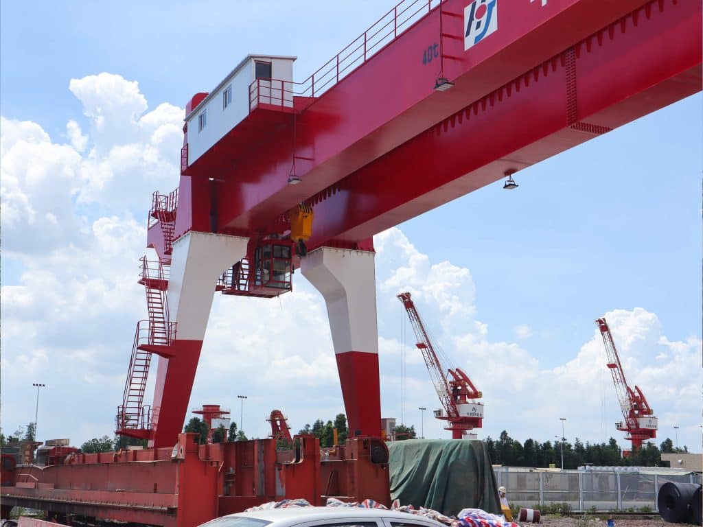 guanhui heavy duty large span gantry crane structure