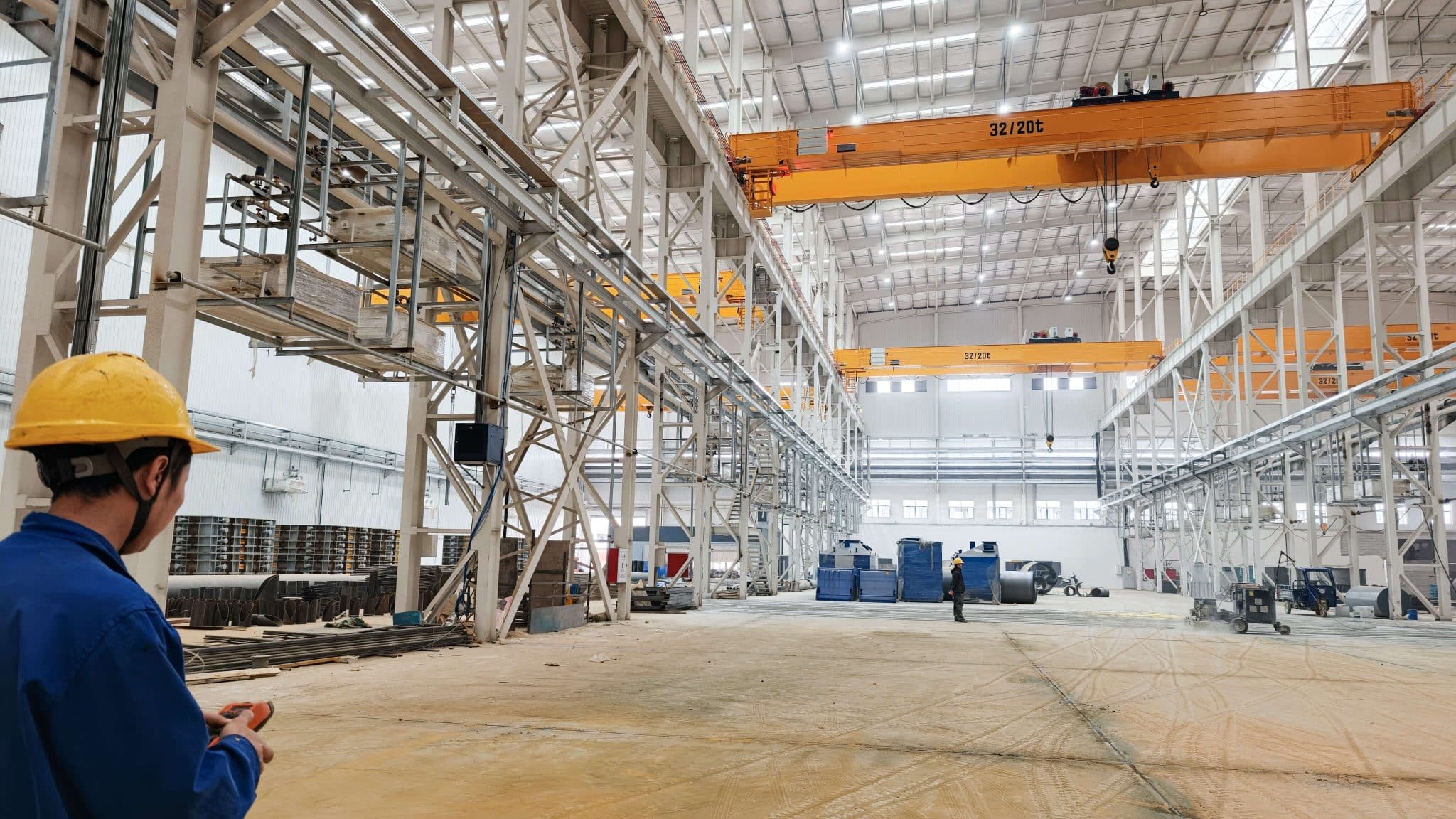 overhead crane configuration for real working conditions scaled